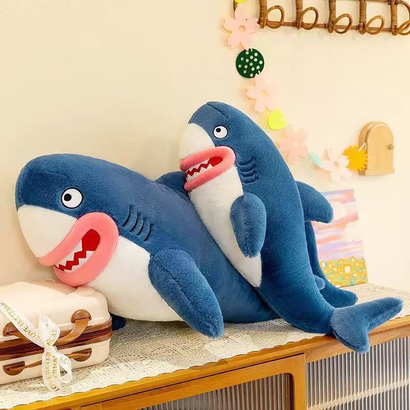 阿喜可爱鲨鱼玩偶抱枕毛绒玩具红嘴唇毛绒鲨鱼