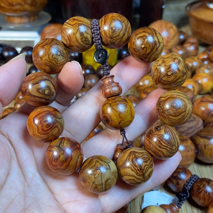 黄花梨/降香黄檀海南黄花梨鬼脸尺寸2.0