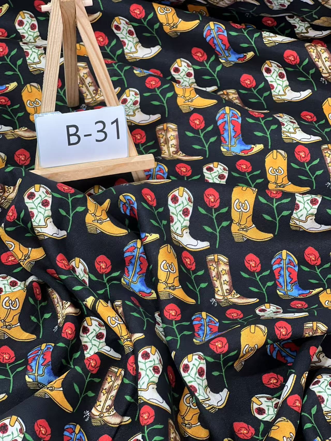 【B-31】145cm卡通时装面料 找对应的编号和米数拍DIY面料服饰