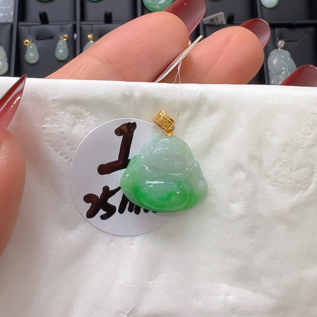 翡翠18K金镶嵌颈饰