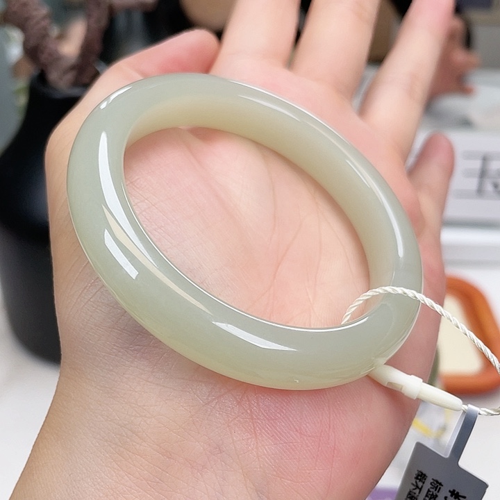 和田玉手镯5455未镶嵌