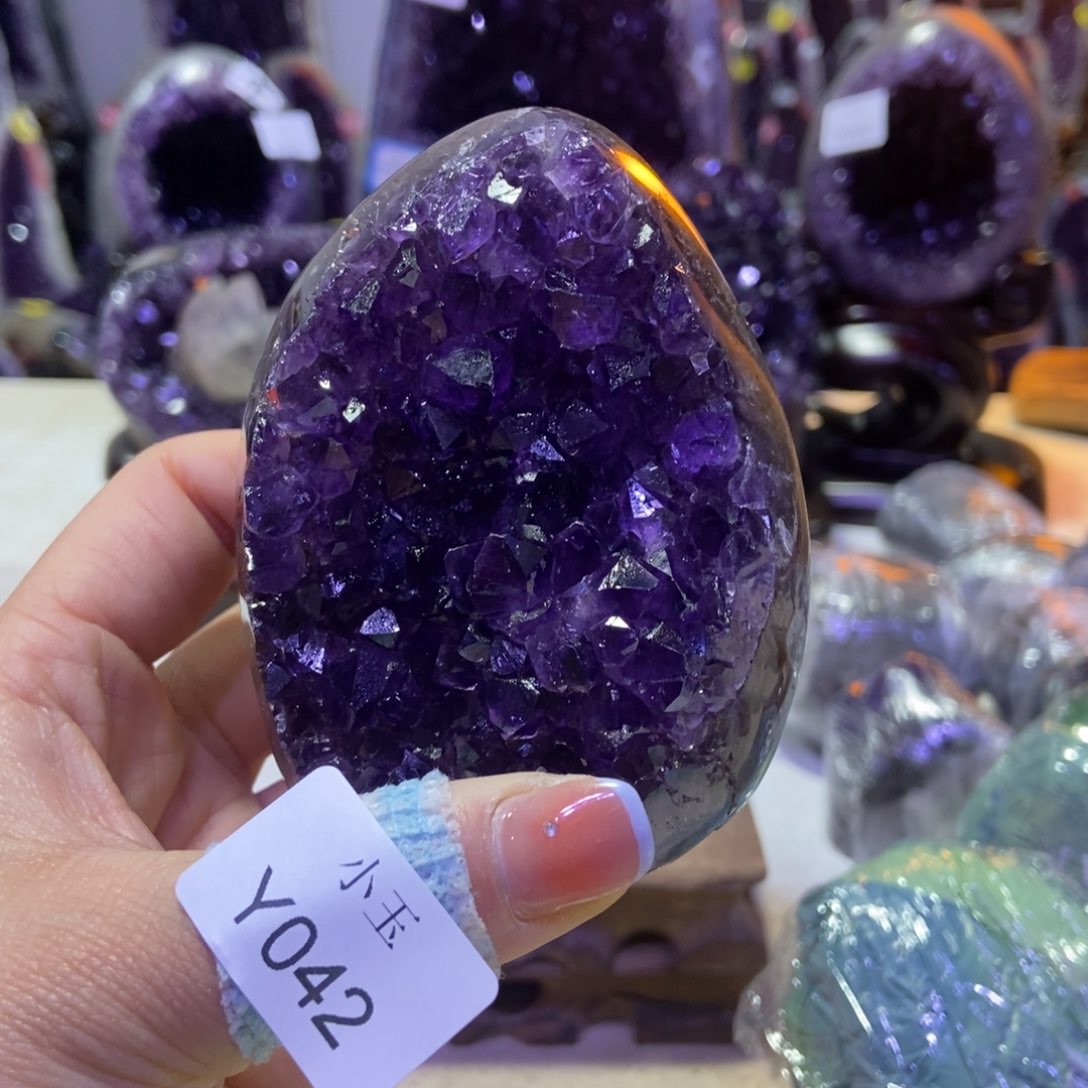 水晶摆件未镶嵌j****e摆件