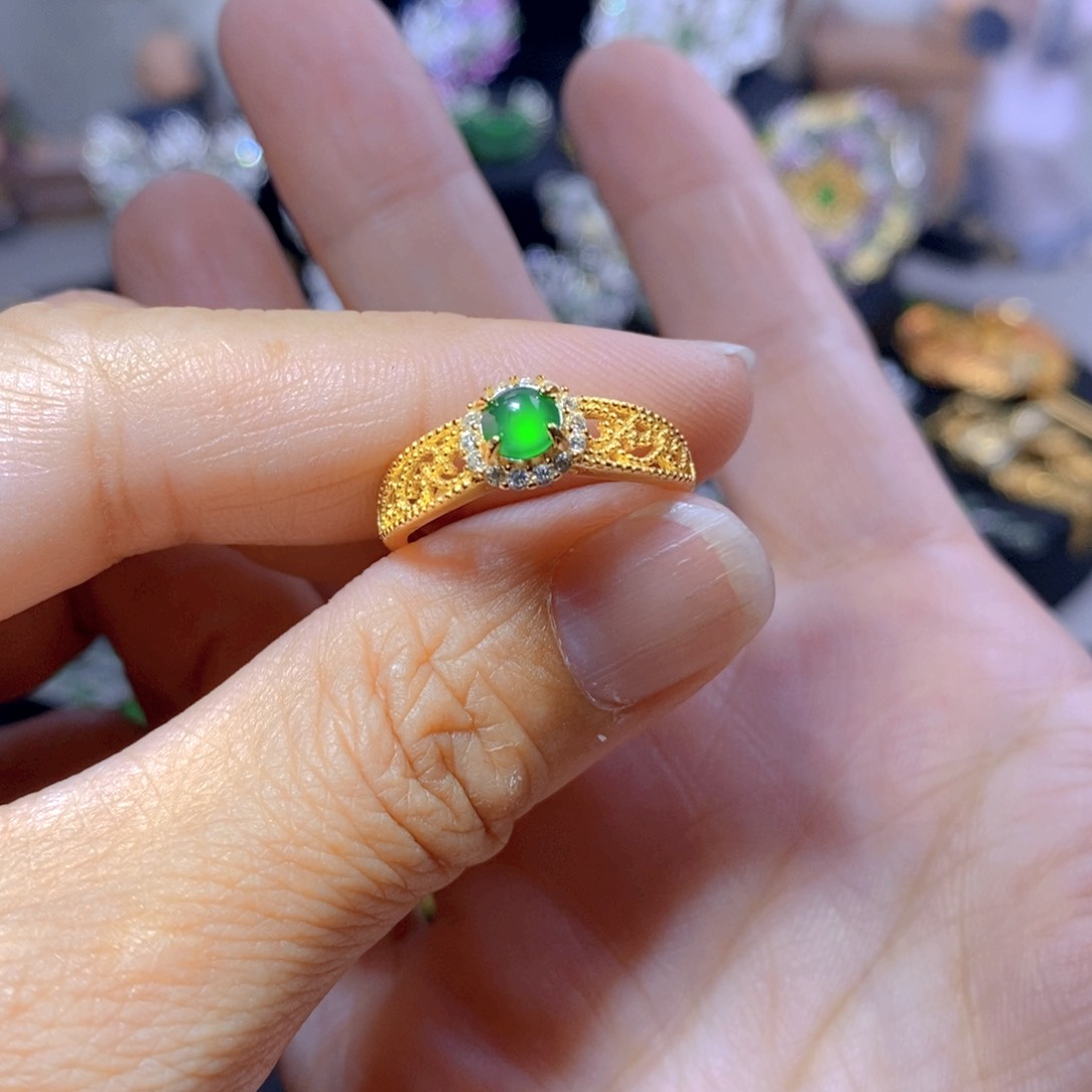 翡翠耳钉银S925镶嵌天然翡翠