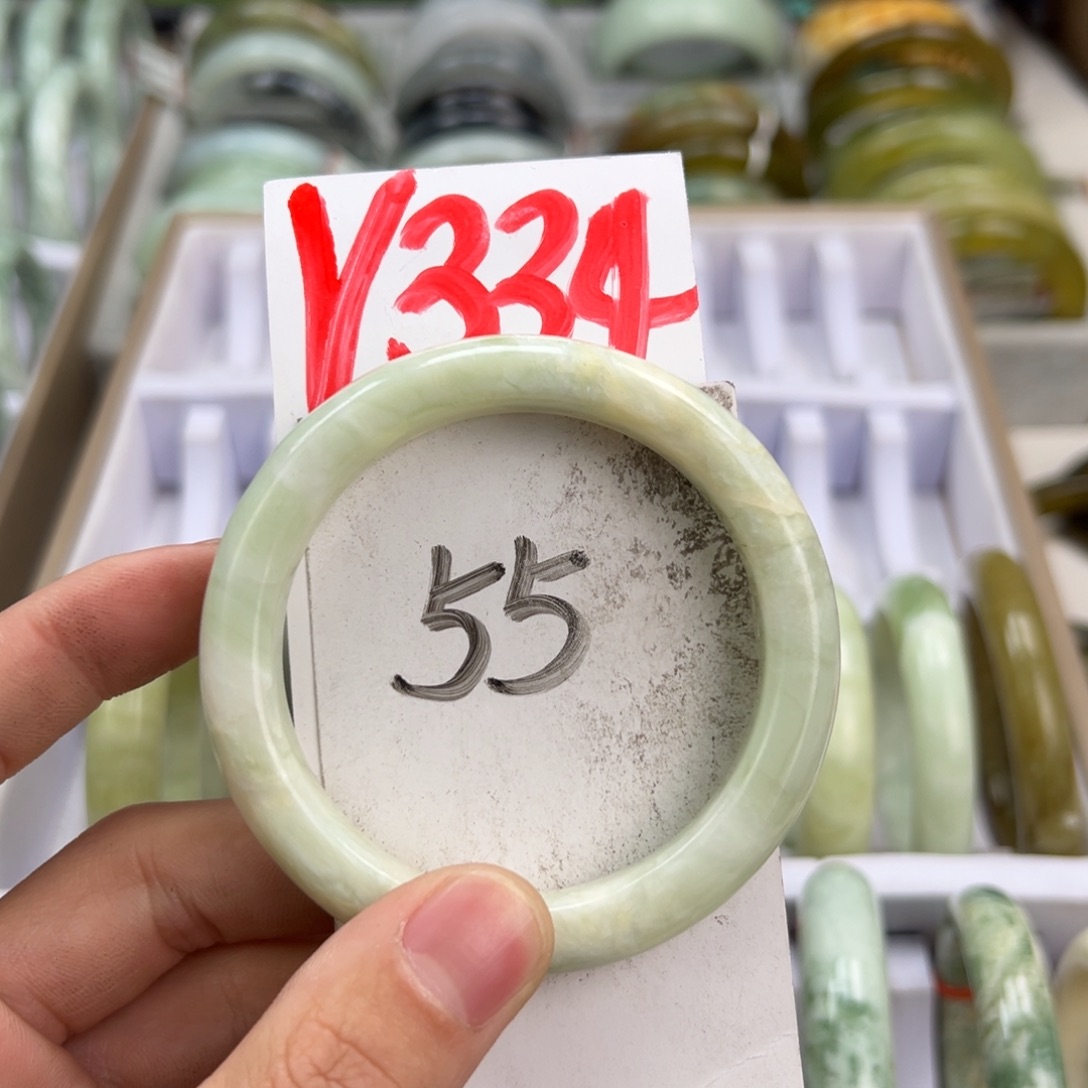 岫玉手镯未镶嵌天然岫玉微瑕