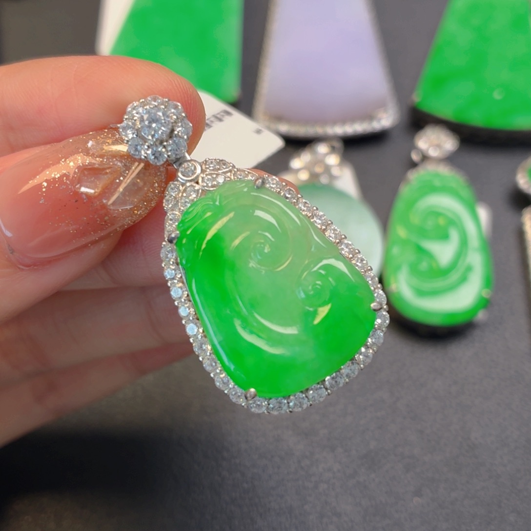 翡翠银S925镶嵌颈饰