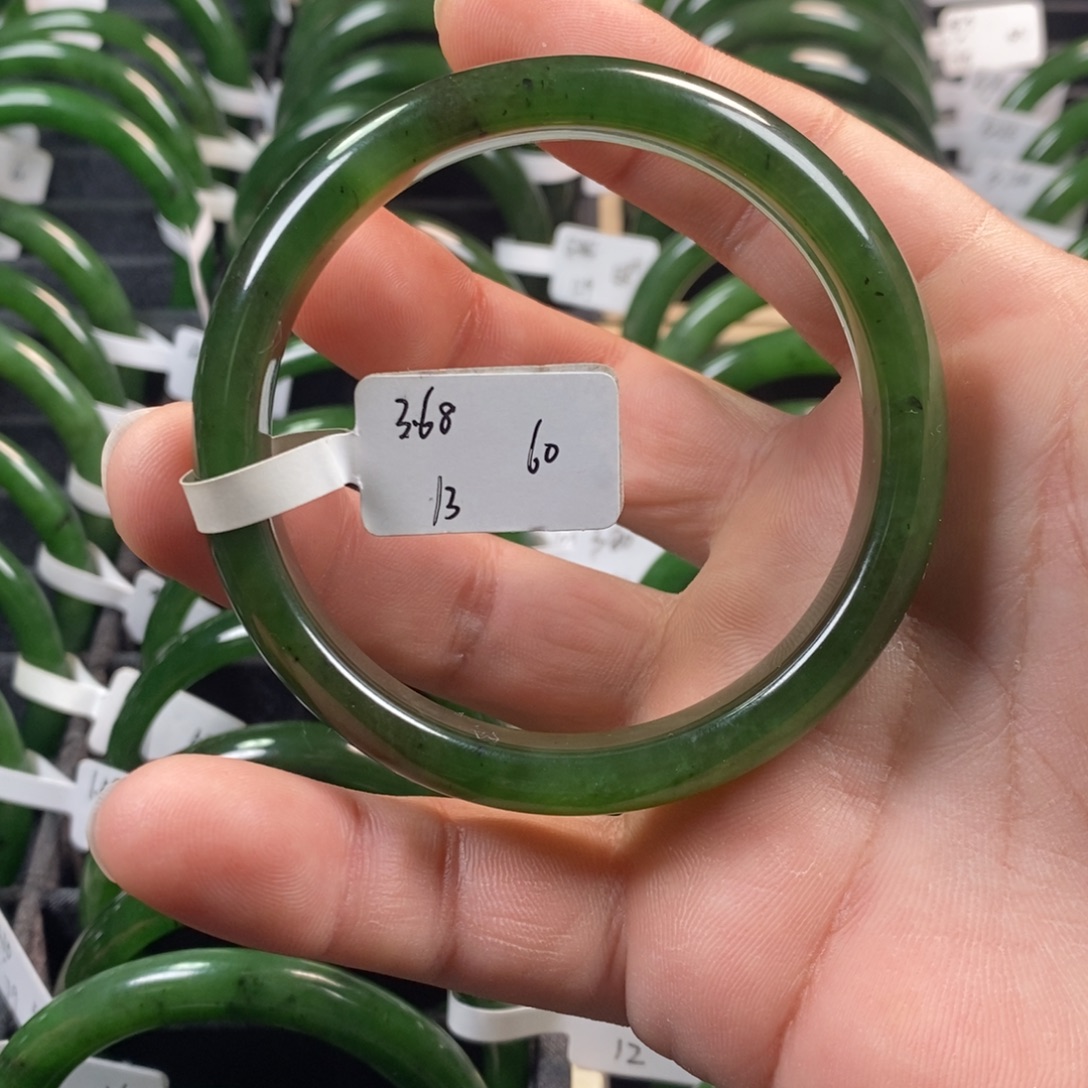 和田玉（碧玉）未镶嵌手镯60