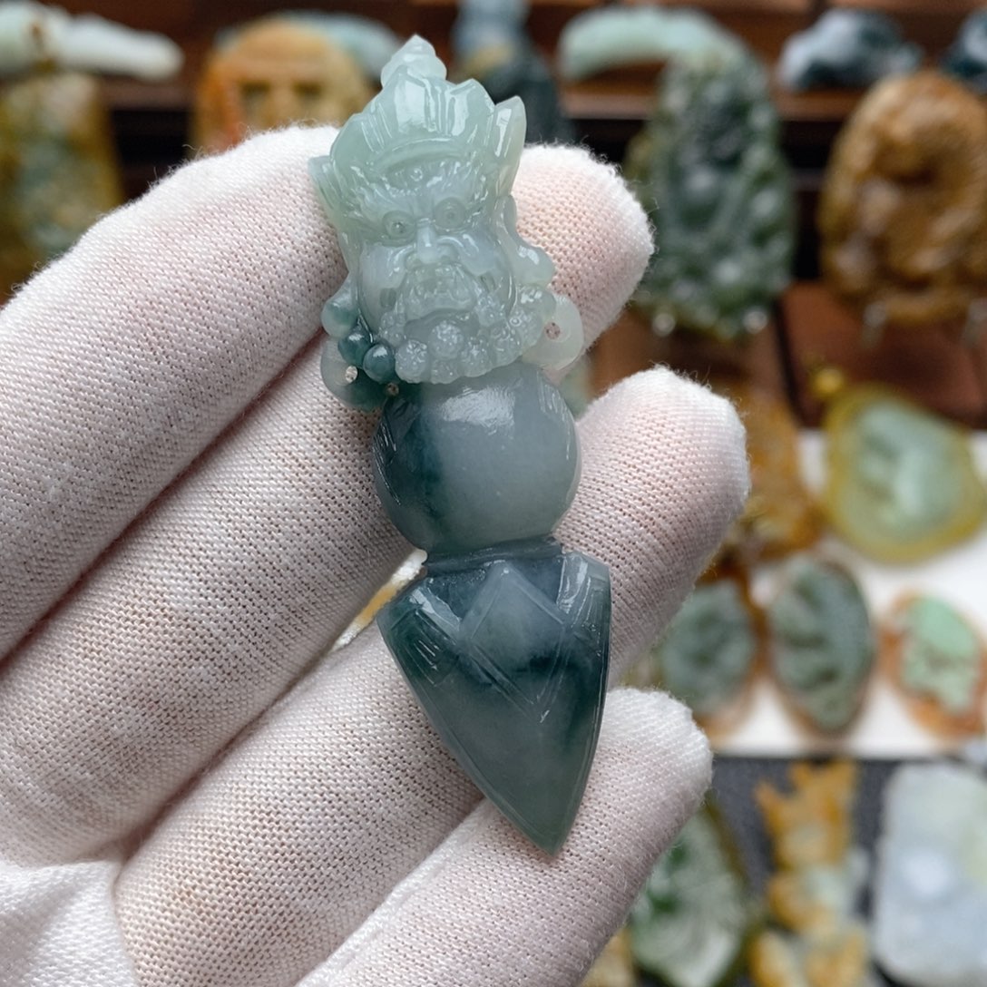 定制翡翠未镶嵌翡翠