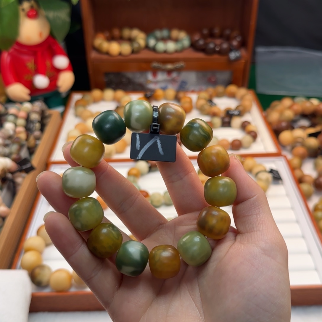 菩提根/象牙果手串微瑕卡18纯手工干磨虎皮