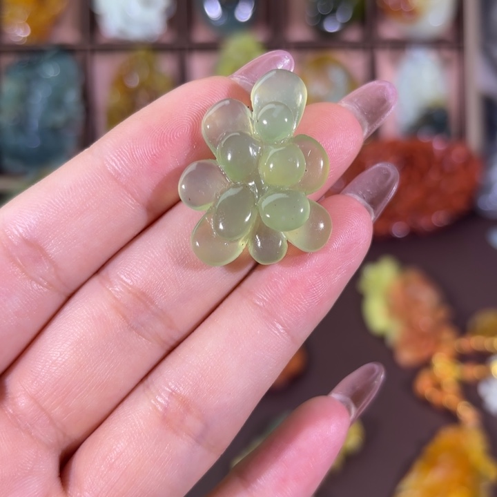 未镶嵌蛇纹石玉颈饰