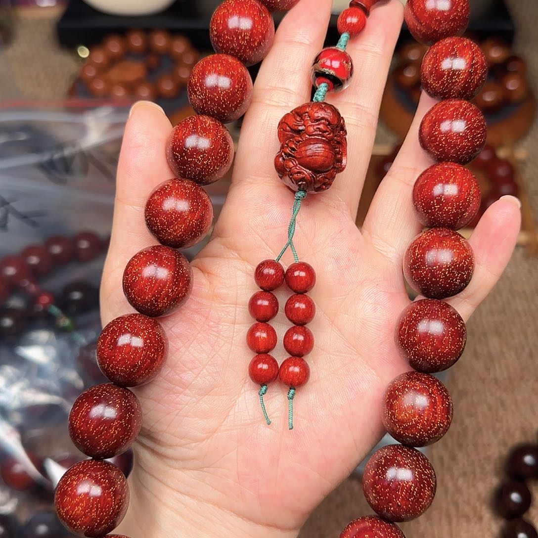 檀香紫檀（小叶紫檀）1.8手红