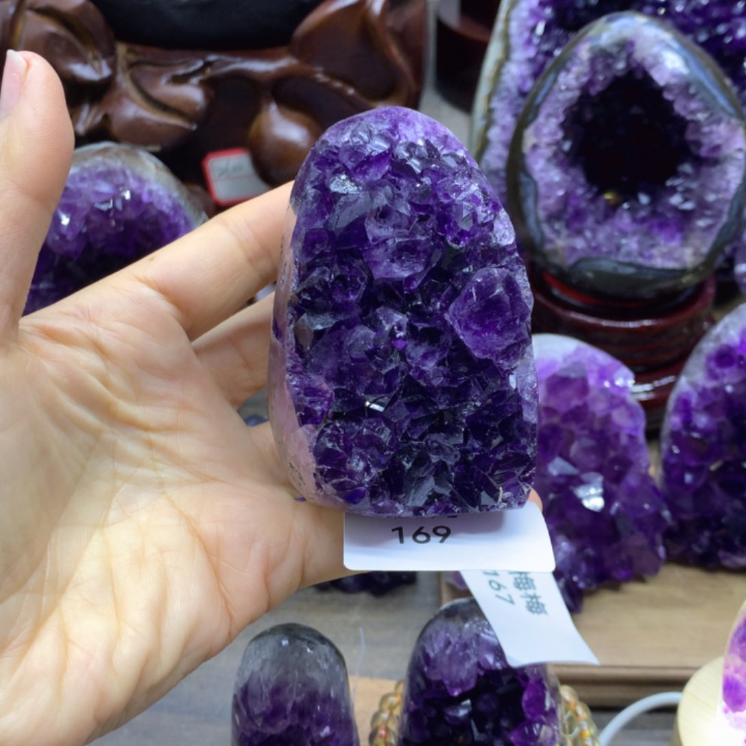 紫晶大型摆件（非配饰）未镶嵌