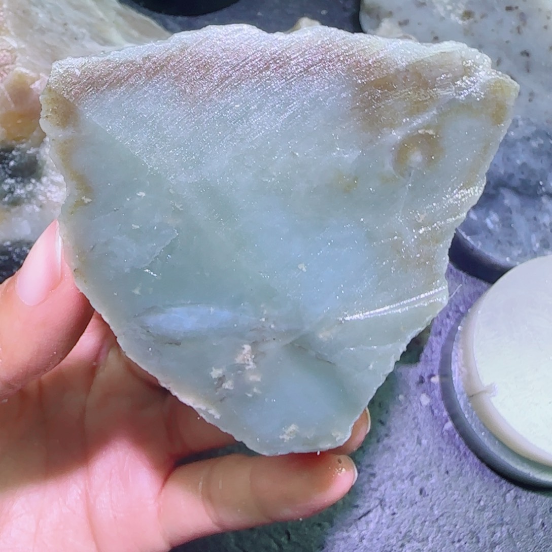 和田玉未镶嵌珠宝半成品