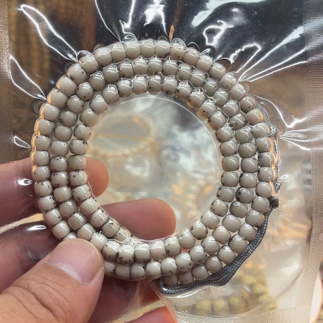 手串星月菩提海南星月菩提冰糖古瓷白