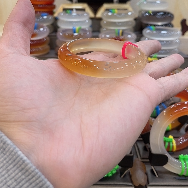 玛瑙/玉髓未镶嵌手镯2