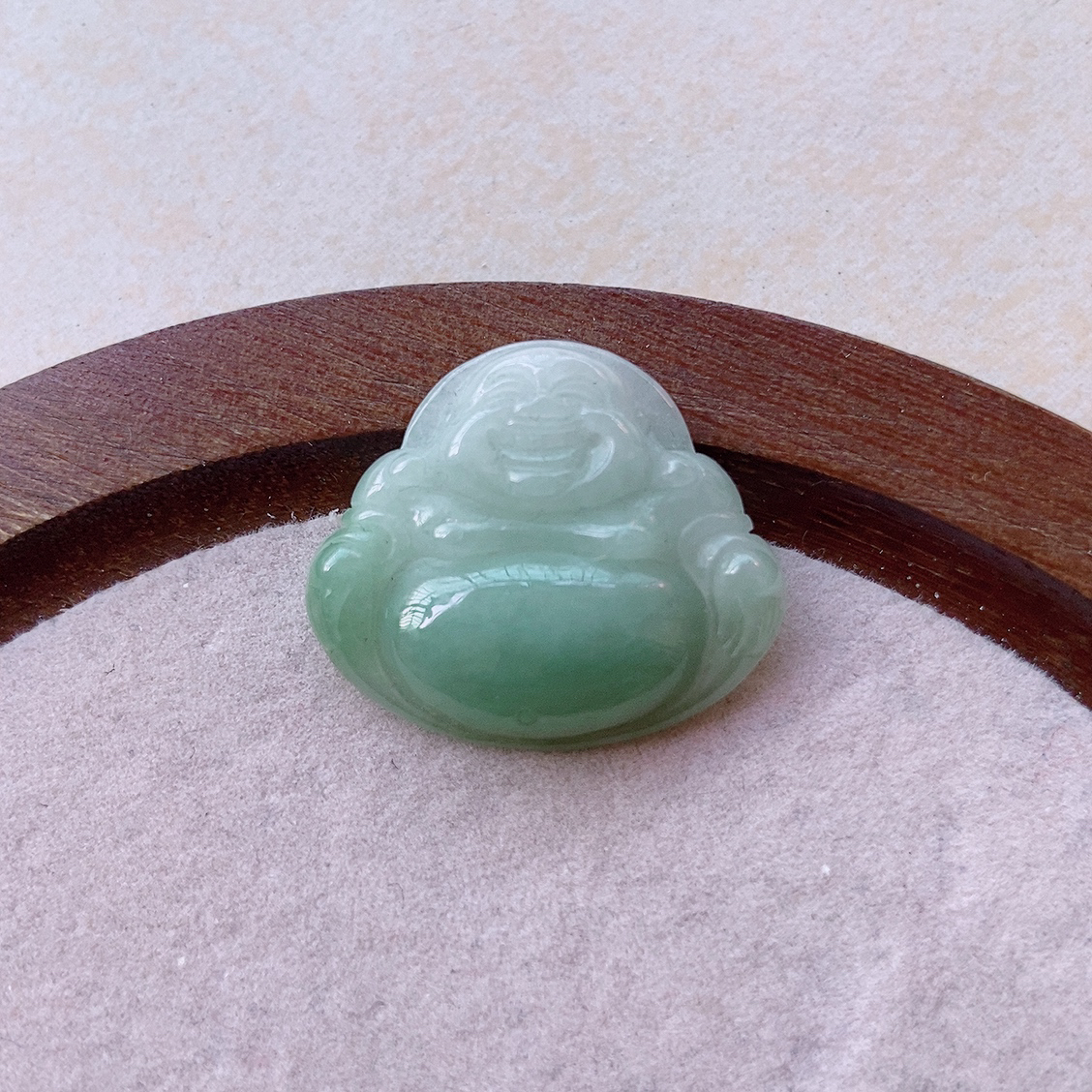 冰润飘花飘绿佛公吊坠天然翡翠A货 尺寸27×31×5.5mm