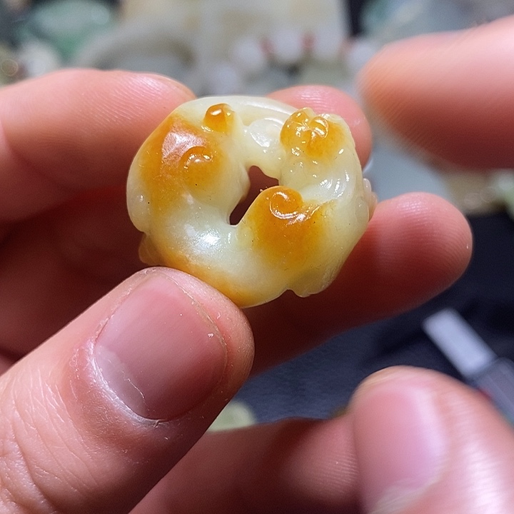 和田玉（糖玉）未镶嵌颈饰