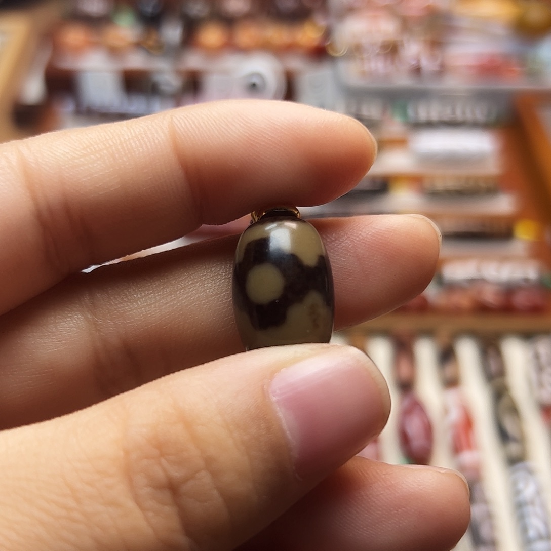 途***圆玛瑙/玉髓未镶嵌颈饰