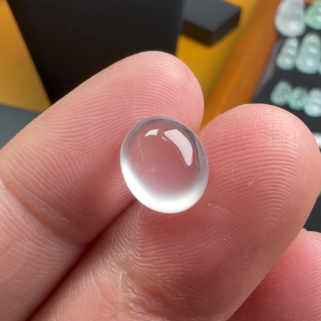 翡翠颈饰未镶嵌蛋面10