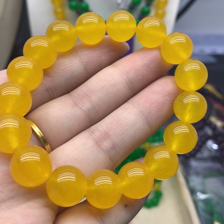 翡翠未镶嵌颈饰吊坠