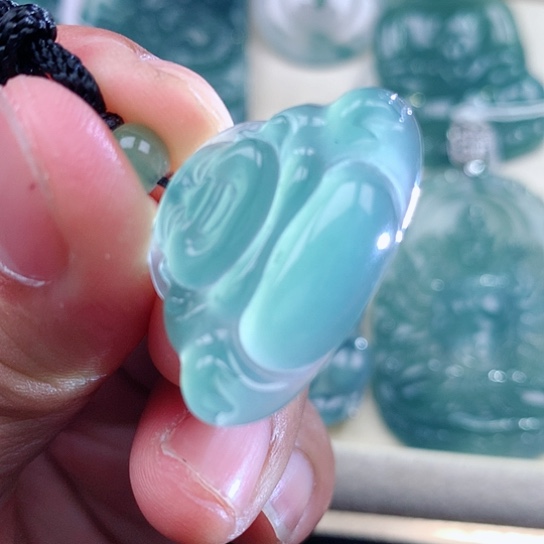 【闪购商品】翡翠颈饰未镶嵌天然翡翠