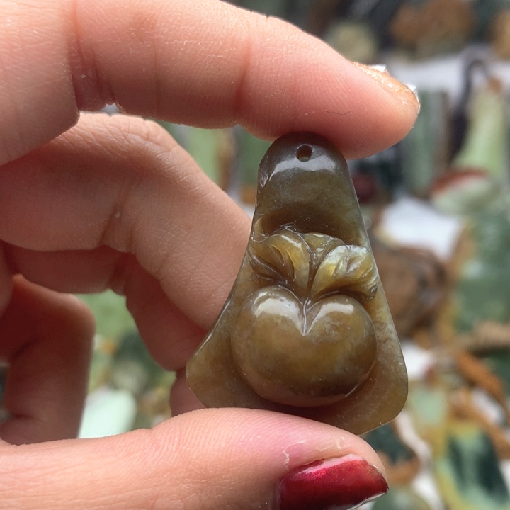 岫岩老玉（透闪石质玉）挂件未镶嵌