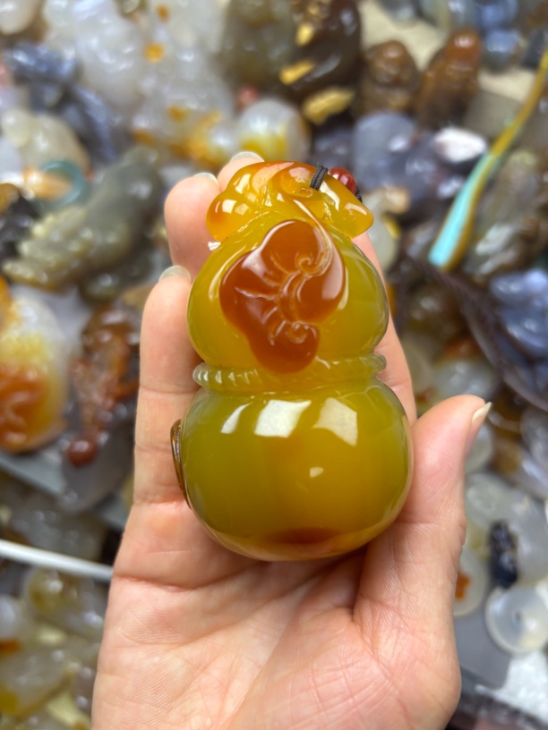 精品玛瑙葫芦手把