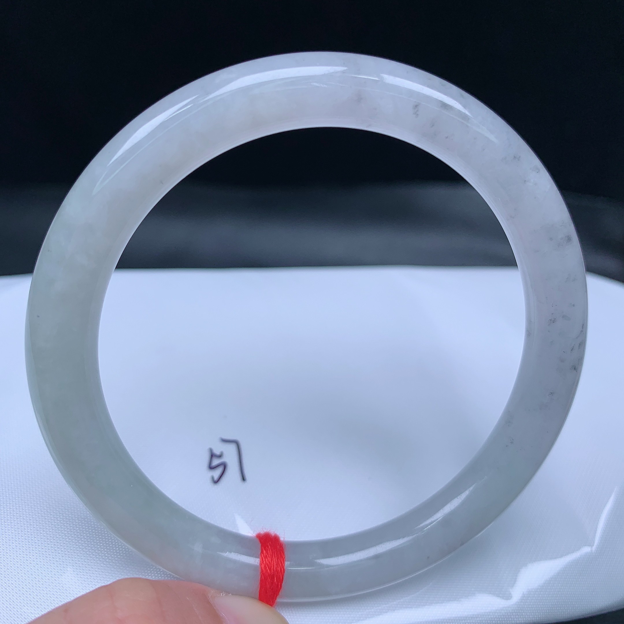 编号212 缅甸纯天然翡翠A货手镯圆条57