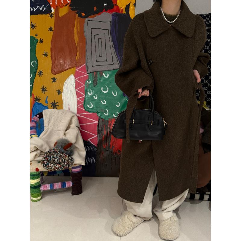 【LE.MA羊驼大衣】高品双排扣立领大衣J24W539