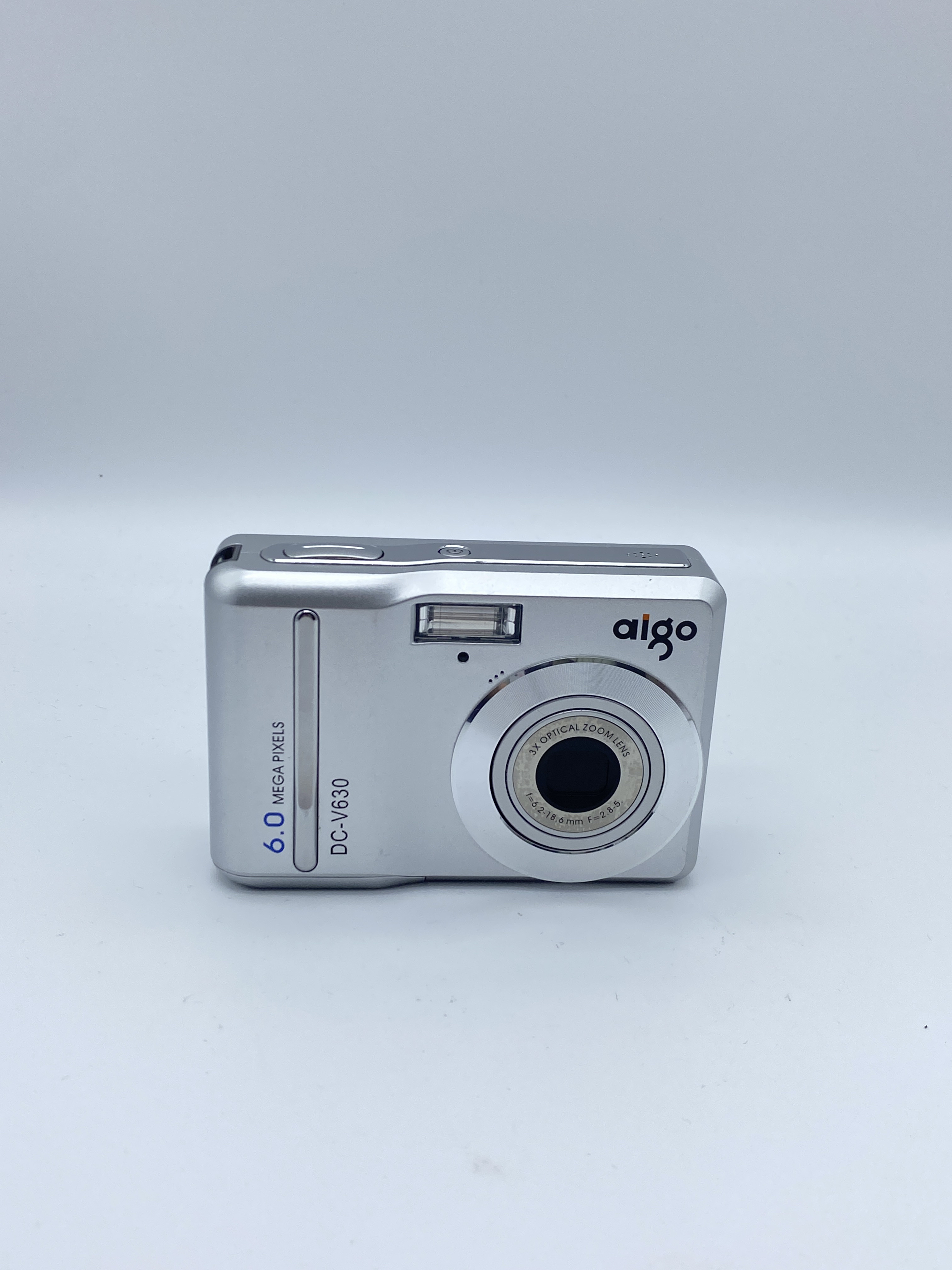 95新 aigo/爱国者 DC-V630 600w像素3x变焦面包机 v630 ccd 相机
