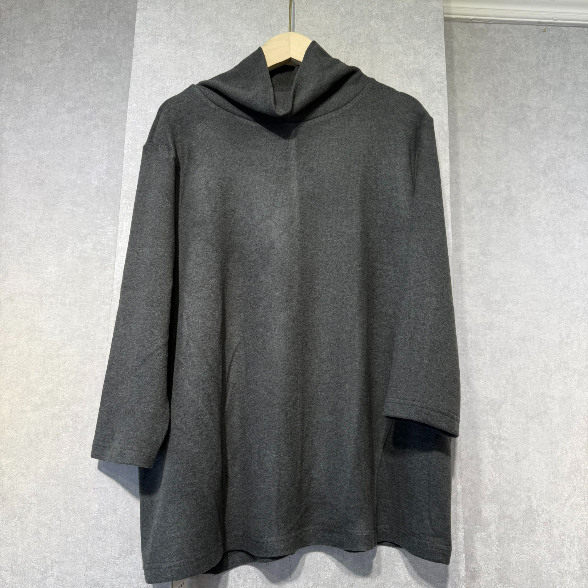 Y86-11早秋新款休闲时尚设计师款打底上衣