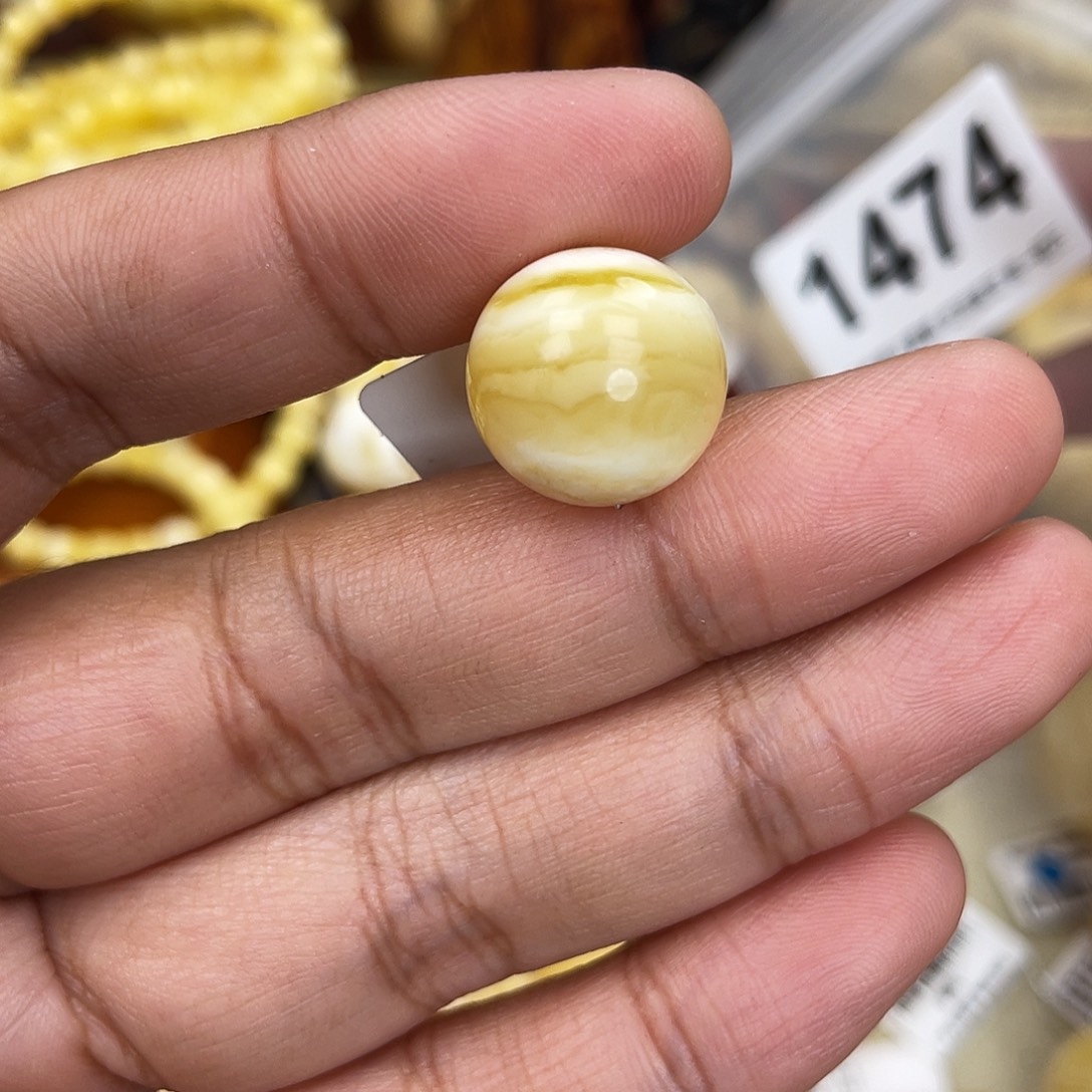 蜜蜡未镶嵌珠宝奇石粉沁色15.4