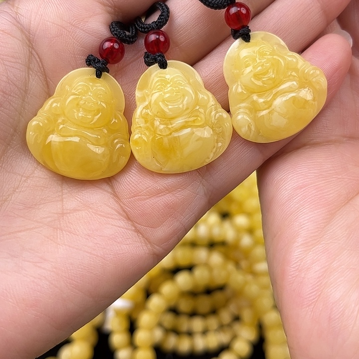 琥珀未镶嵌颈饰琥珀，多样性发其一