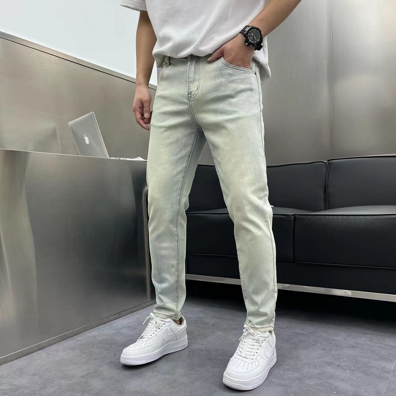 凌晨ChicS高端水洗浅色简约百搭修身弹力小脚牛仔裤男薄款九分裤