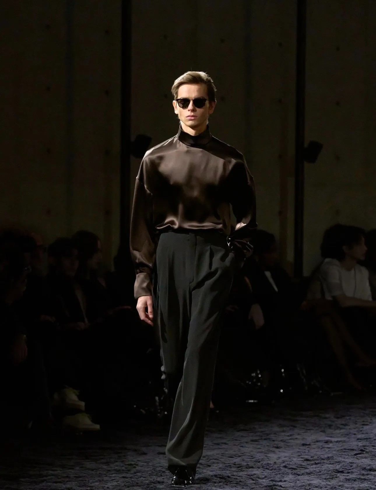 HH【小罗领绣长袖】重磅洗水潮牌圆领男女同款长袖T恤