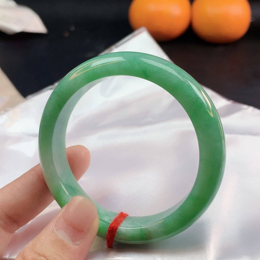 翡翠手镯未镶嵌53圈2263