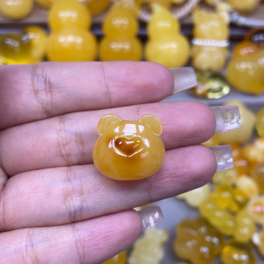 原***吖琥珀未镶嵌珠宝奇石