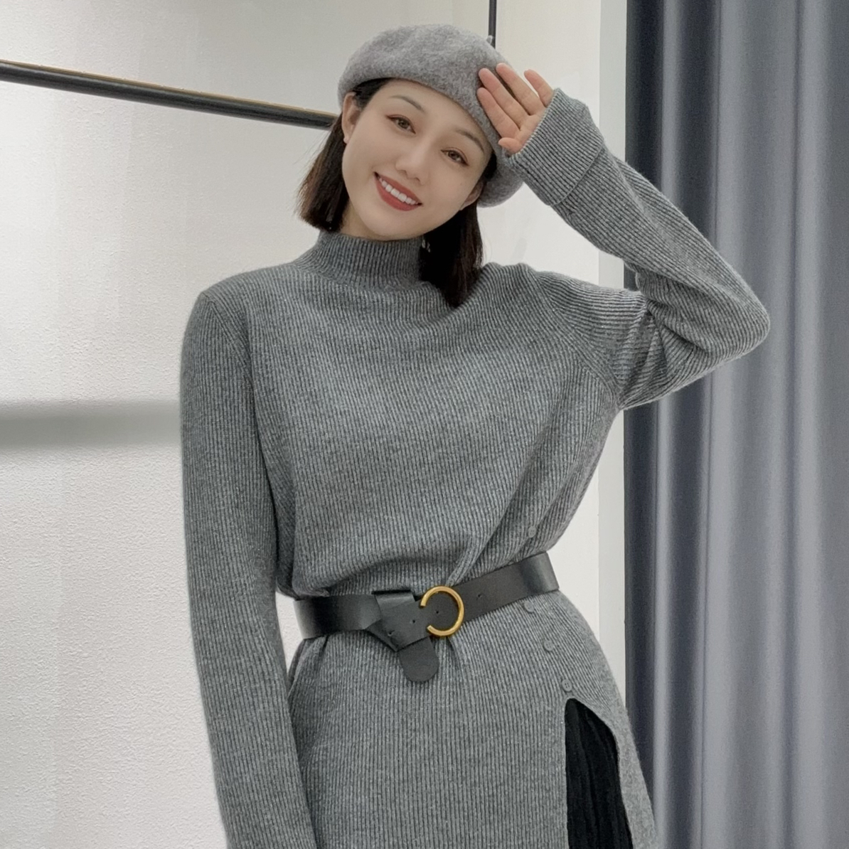 YIYAN艺燕-设计感前开叉软糯羊毛衫542309