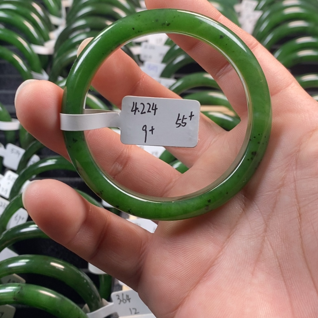 和田玉（碧玉）未镶嵌手镯55