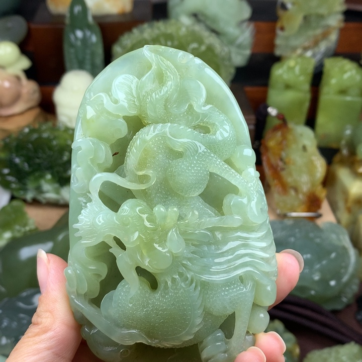 未镶嵌岫玉手把件