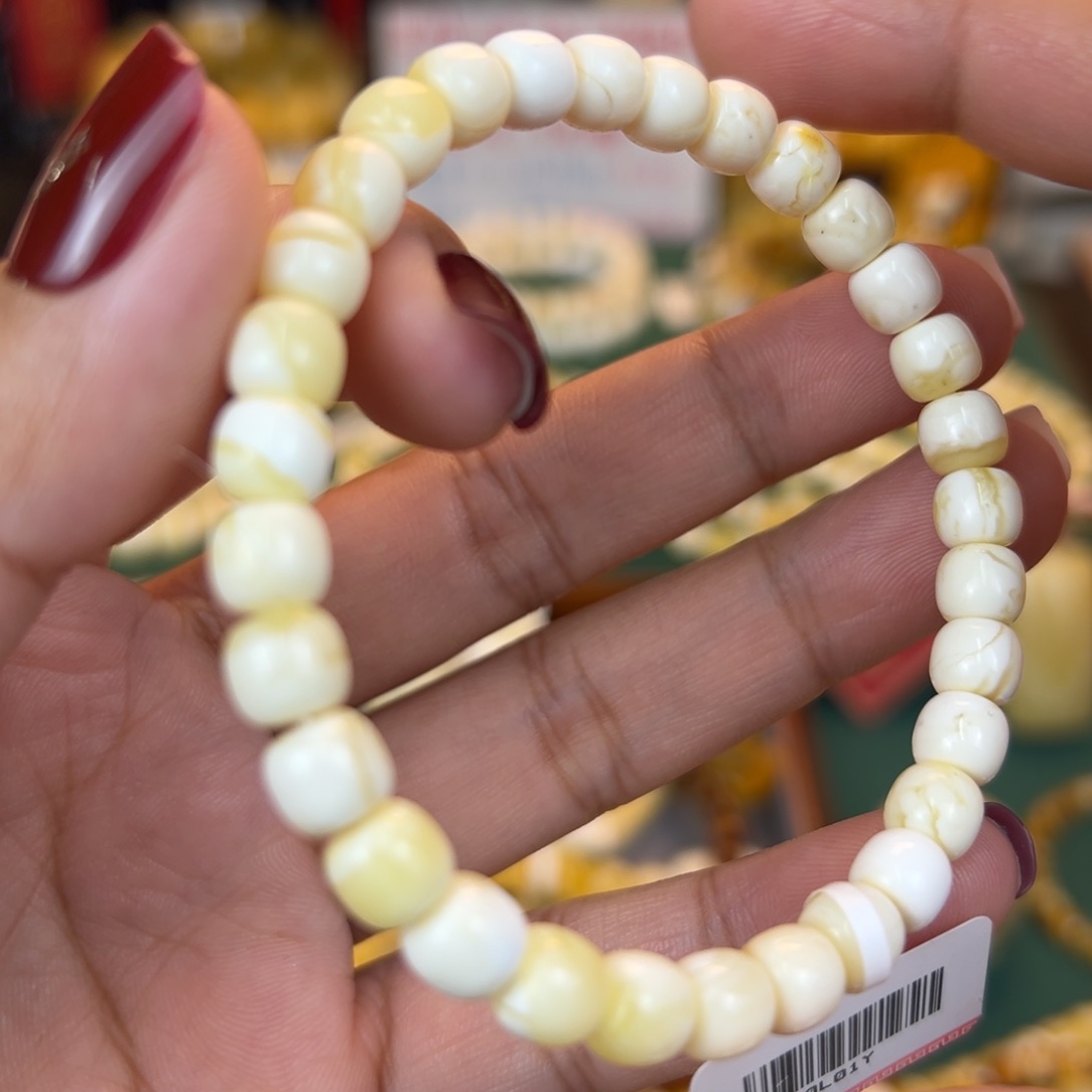 琥珀裸石未镶嵌ojjjjnnnmmmmm