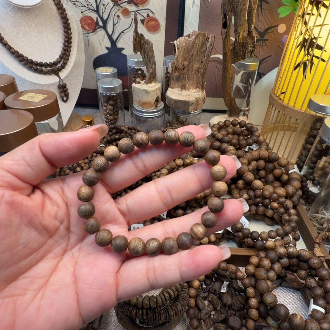 沉香沉香碎屑卡8mm单圈4克