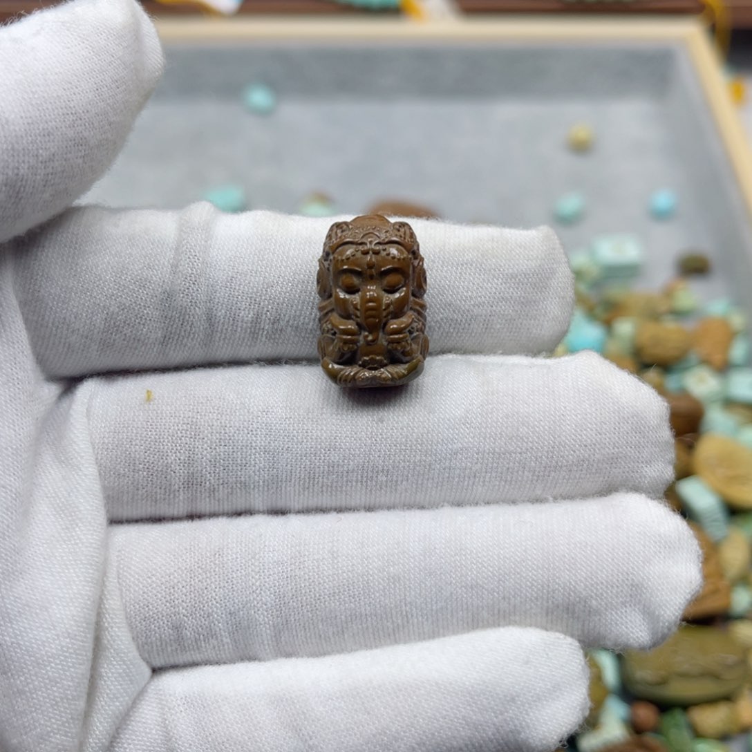 绿松石挂件未镶嵌