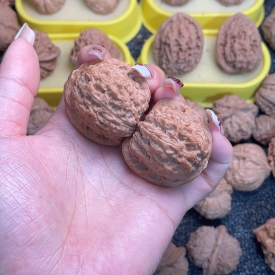 用***5吊坠文玩核桃血麒麟50