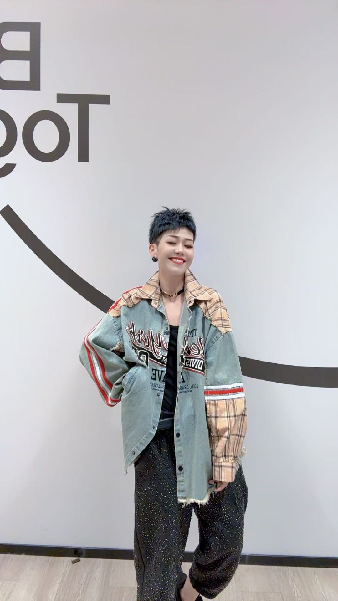 YY欧货潮牌时尚气质款牛仔上衣D6509