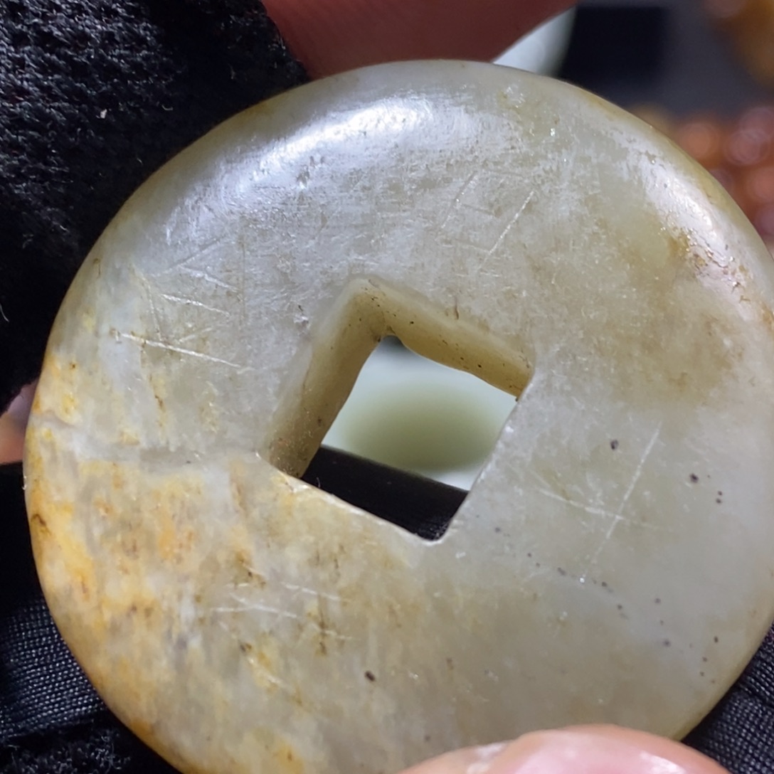 和田玉（糖玉）未镶嵌颈饰