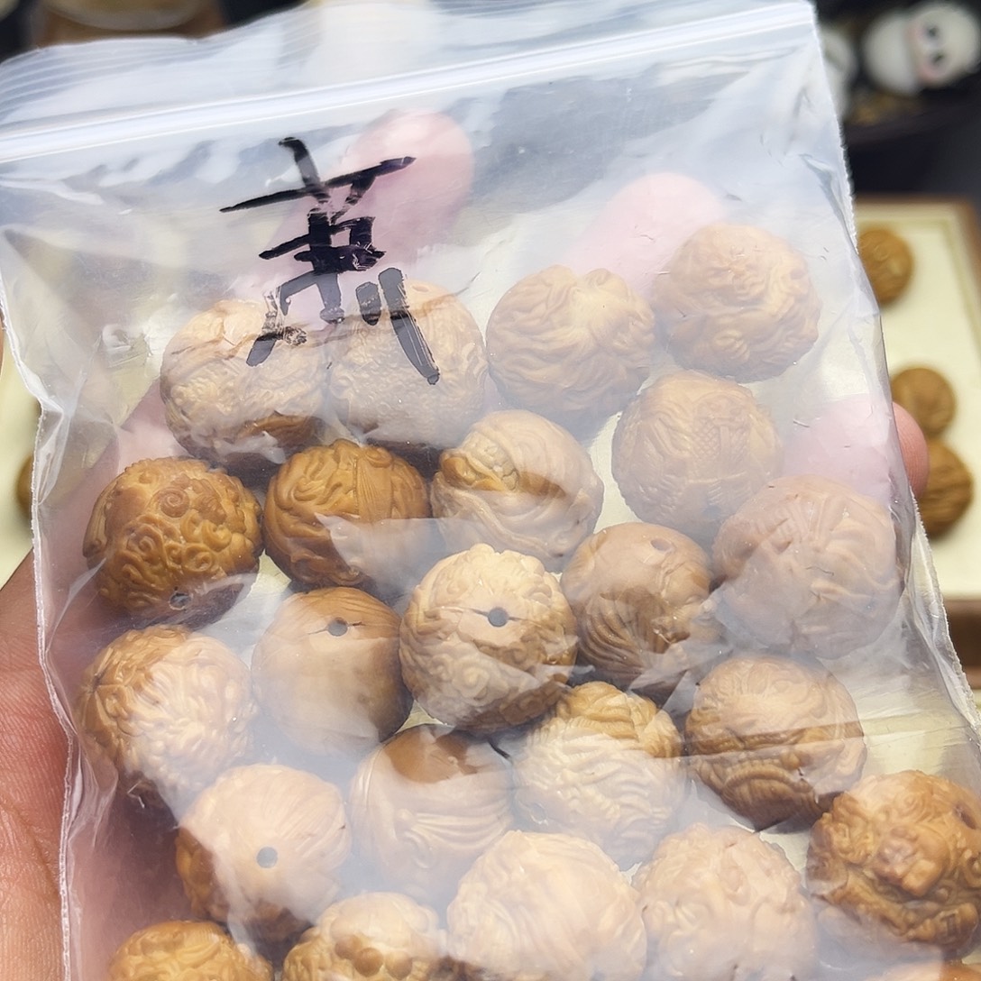 萧***萧猴头核桃吊坠单颗27颗18