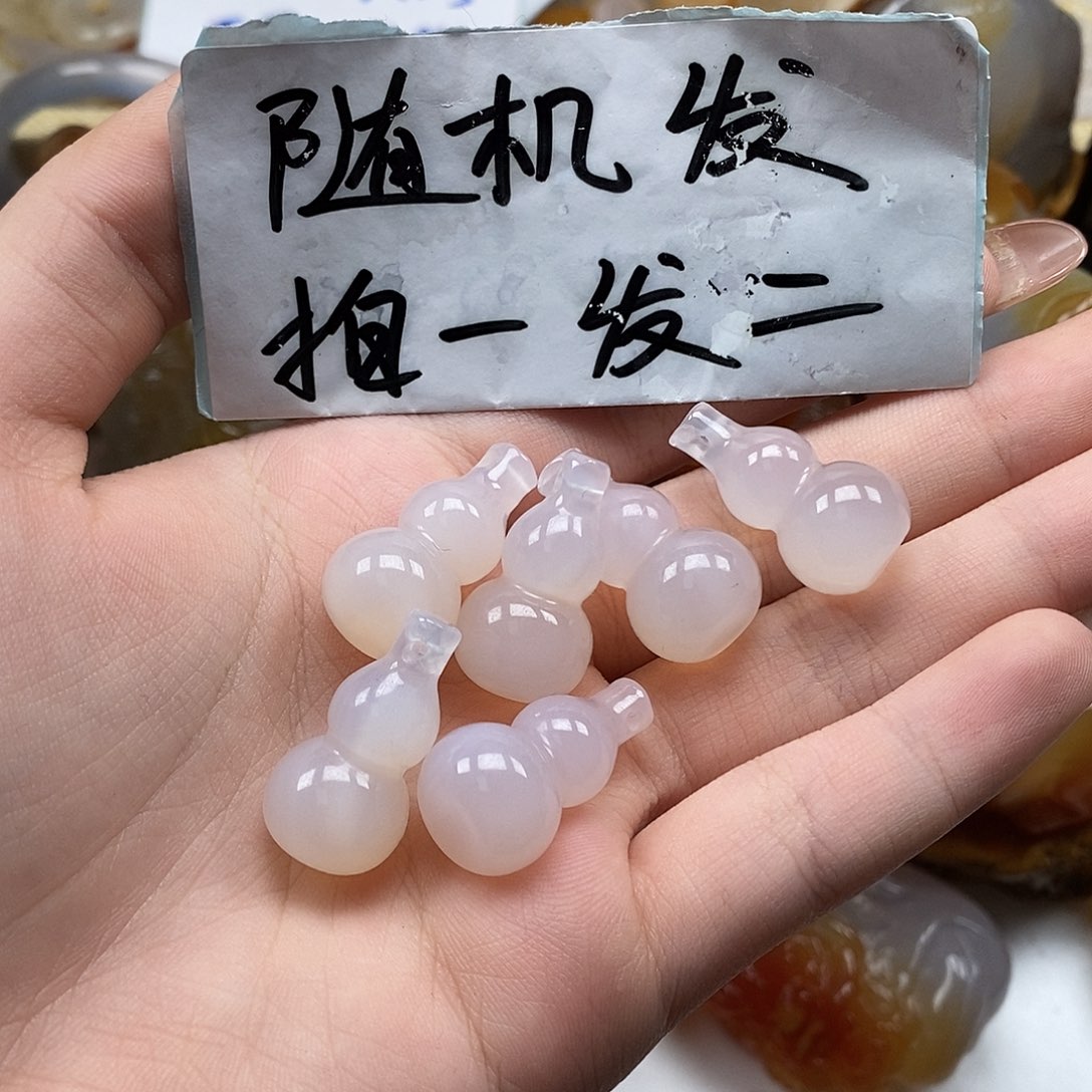 玛瑙/玉髓未镶嵌颈饰