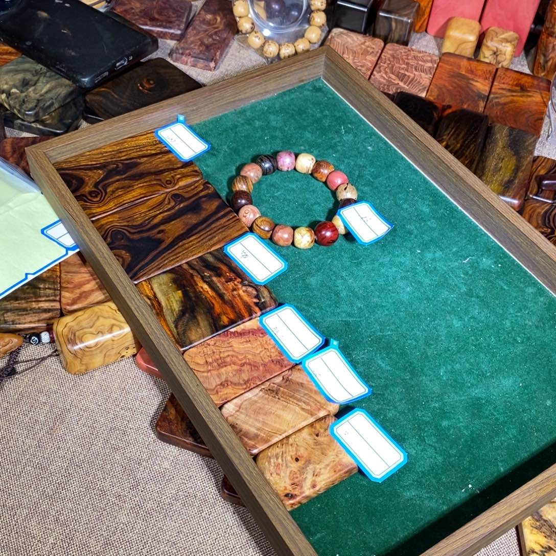 D***D紫檀木类端景台1111