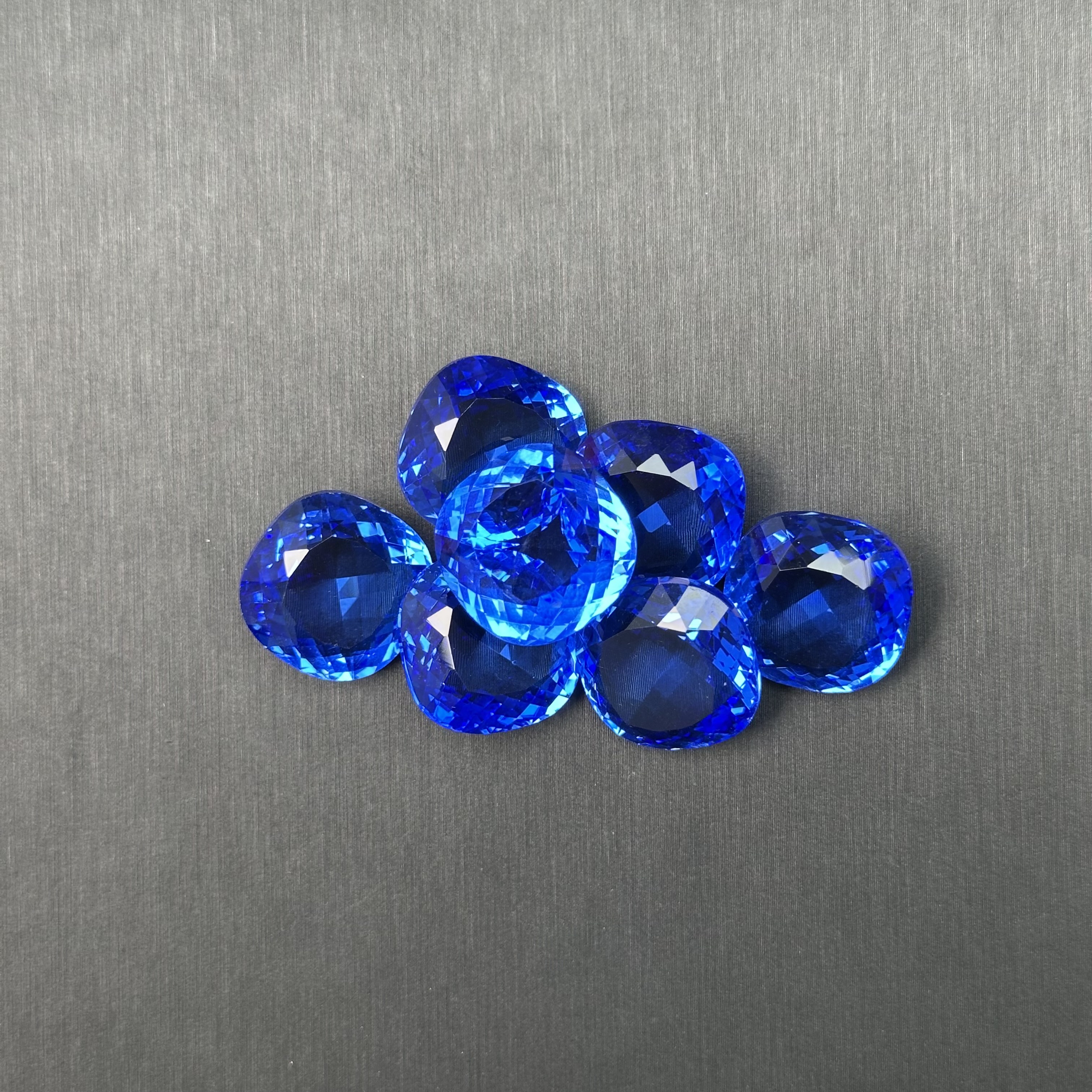 【洛美甄选】F457-1深蓝正方裸石多样性发一件