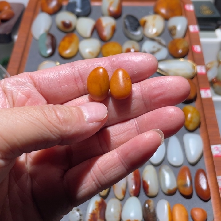 和田玉（糖玉）未镶嵌挂件